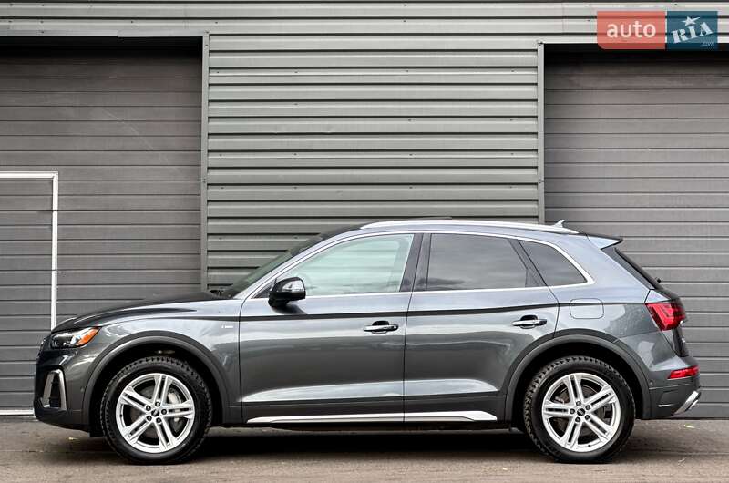 Позашляховик / Кросовер Audi Q5 2021 в Києві