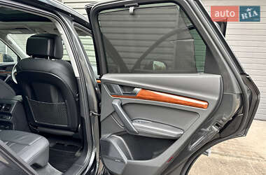 Позашляховик / Кросовер Audi Q5 2021 в  фото 27 Позашляховик / Кросовер Audi Q5 2021 в