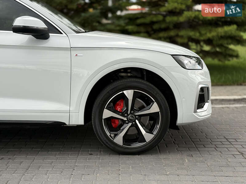 Позашляховик / Кросовер Audi Q5 2023 в Одесі