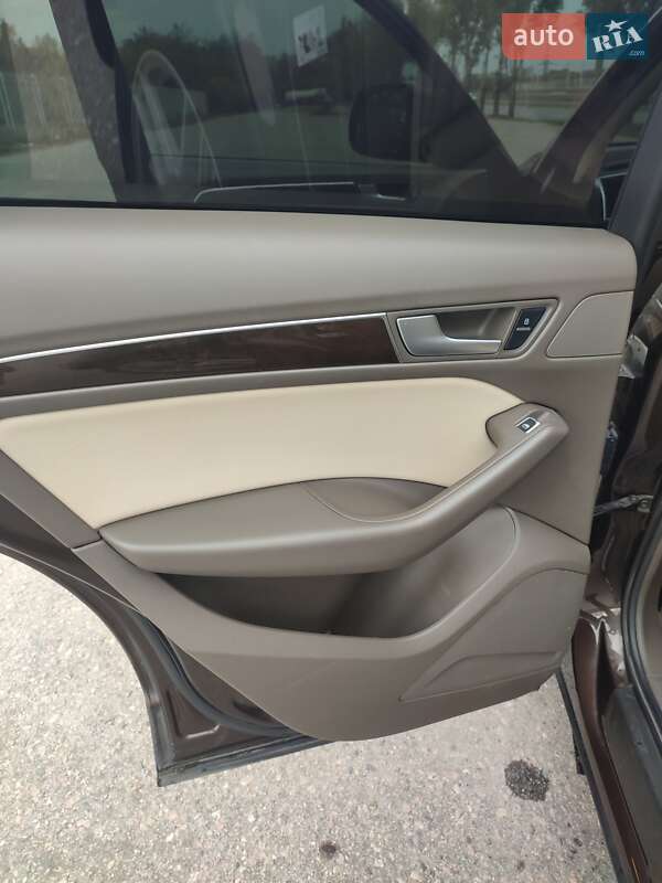 Внедорожник / Кроссовер Audi Q5 2013 в Запорожье