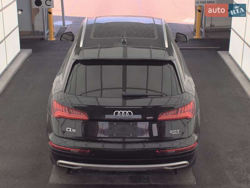 Внедорожник / Кроссовер Audi Q5 2017 в Киеве