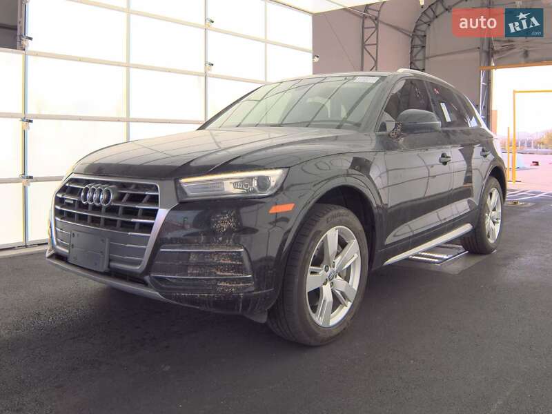 Внедорожник / Кроссовер Audi Q5 2017 в Киеве