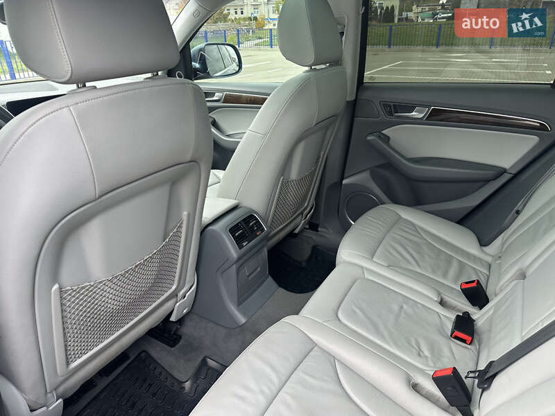 Внедорожник / Кроссовер Audi Q5 2015 в Нововолынске фото 44 Внедорожник / Кроссовер Audi Q5 2015 в Нововолынске