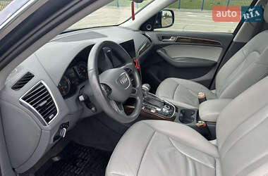 Позашляховик / Кросовер Audi Q5 2015 в 