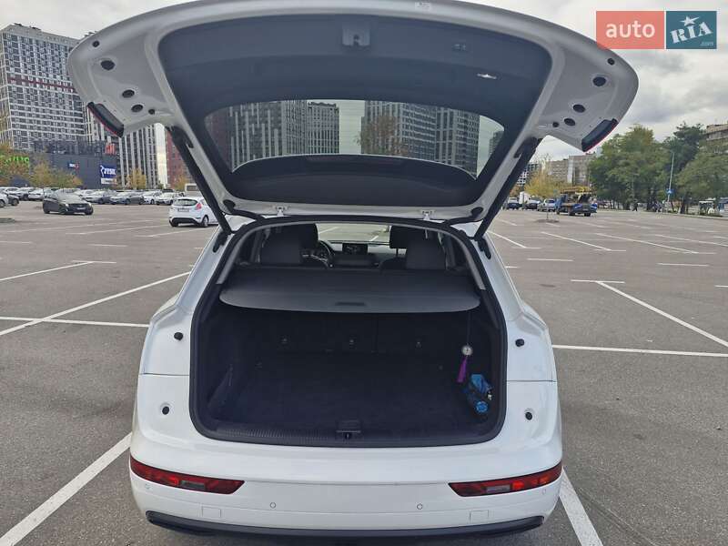 Внедорожник / Кроссовер Audi Q5 2020 в Киеве фото 31 Внедорожник / Кроссовер Audi Q5 2020 в Киеве