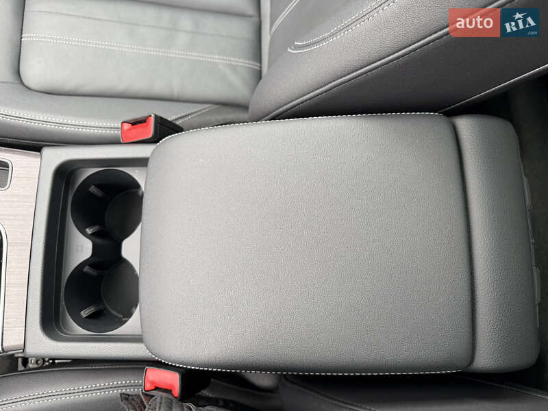 Позашляховик / Кросовер Audi Q5 2023 в Стрию