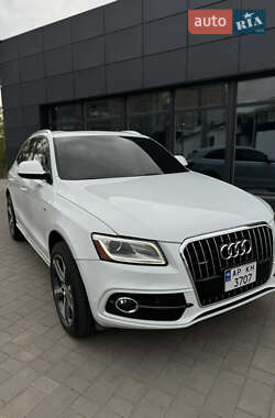 Позашляховик / Кросовер Audi Q5 2015 в 