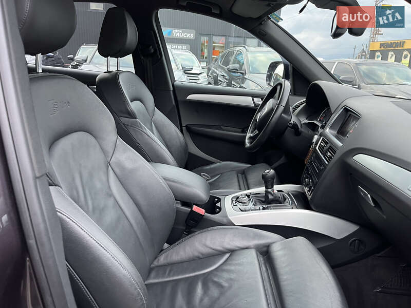 Позашляховик / Кросовер Audi Q5 2009 в Львові фото 22 Позашляховик / Кросовер Audi Q5 2009 в Львові