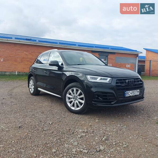 Внедорожник / Кроссовер Audi Q5 2019 в Дрогобыче