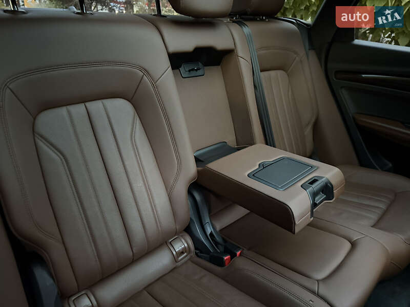 Внедорожник / Кроссовер Audi Q5 2020 в Днепре фото 10 Внедорожник / Кроссовер Audi Q5 2020 в Днепре