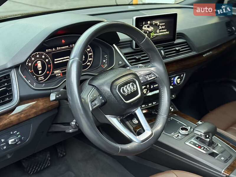 Внедорожник / Кроссовер Audi Q5 2020 в Днепре фото 43 Внедорожник / Кроссовер Audi Q5 2020 в Днепре
