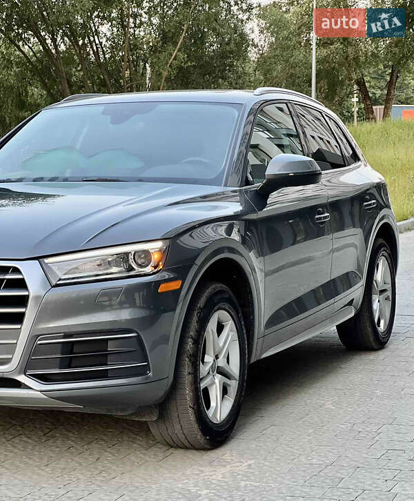 Позашляховик / Кросовер Audi Q5 2017 в Тернополі фото 7 Позашляховик / Кросовер Audi Q5 2017 в Тернополі