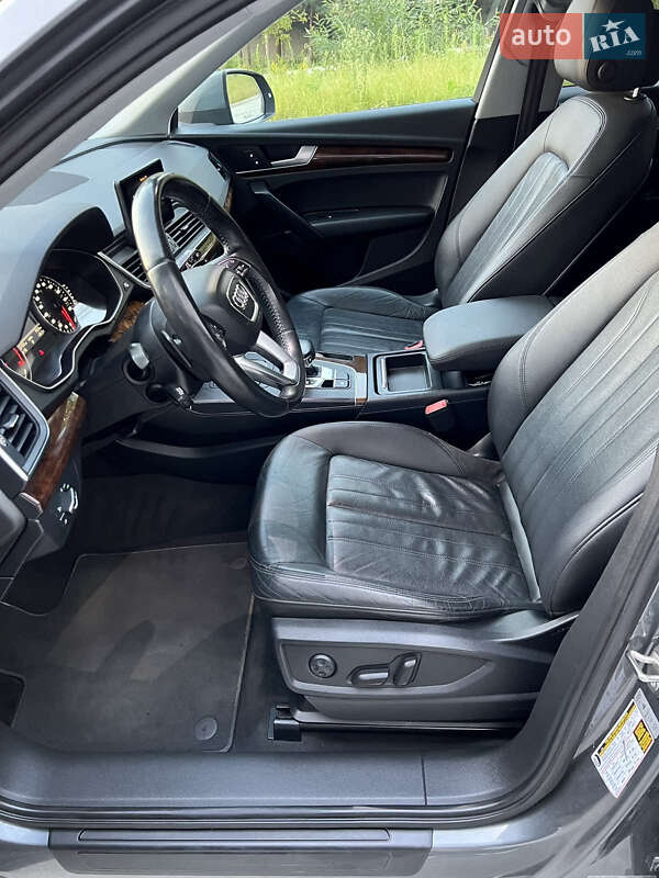 Позашляховик / Кросовер Audi Q5 2017 в Тернополі фото 22 Позашляховик / Кросовер Audi Q5 2017 в Тернополі