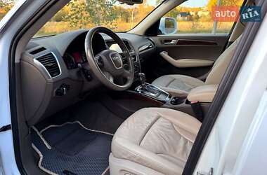 Позашляховик / Кросовер Audi Q5 2011 в 