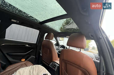 Позашляховик / Кросовер Audi Q5 2011 в 