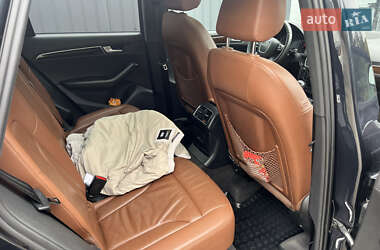 Позашляховик / Кросовер Audi Q5 2011 в 