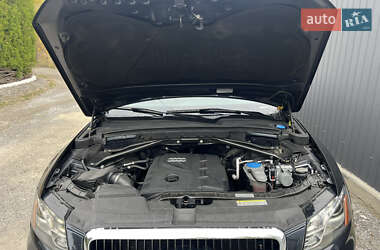 Позашляховик / Кросовер Audi Q5 2011 в 