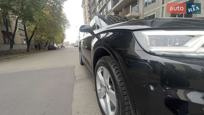 Внедорожник / Кроссовер Audi Q5 2019 в Киеве