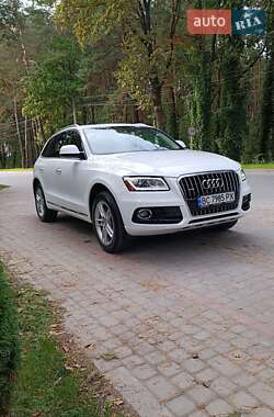 Внедорожник / Кроссовер Audi Q5 2015 в 