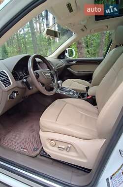 Внедорожник / Кроссовер Audi Q5 2015 в 