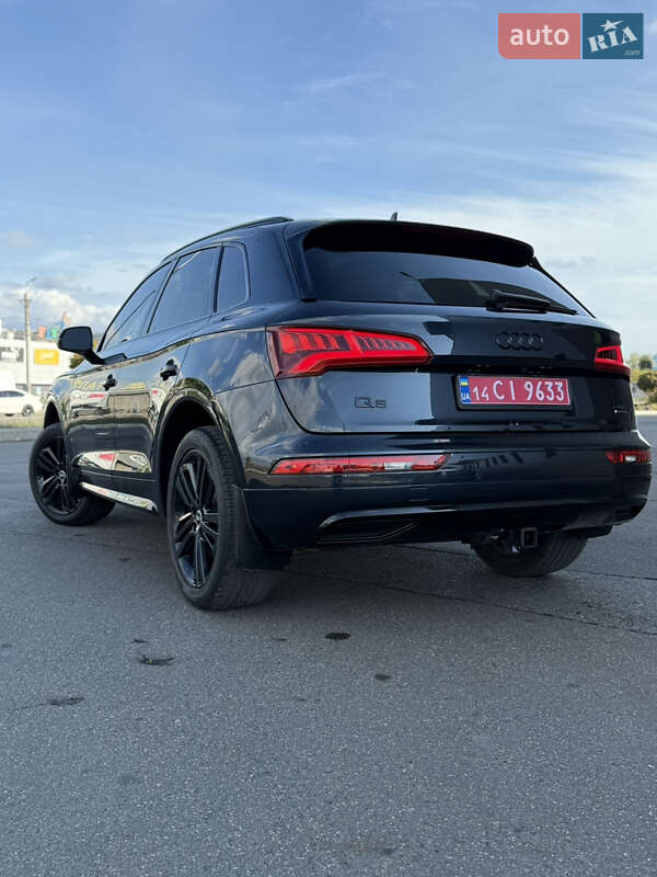 Внедорожник / Кроссовер Audi Q5 2017 в Кривом Роге