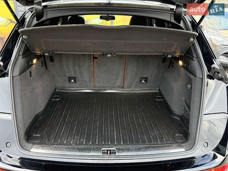 Внедорожник / Кроссовер Audi Q5 2015 в Стрые