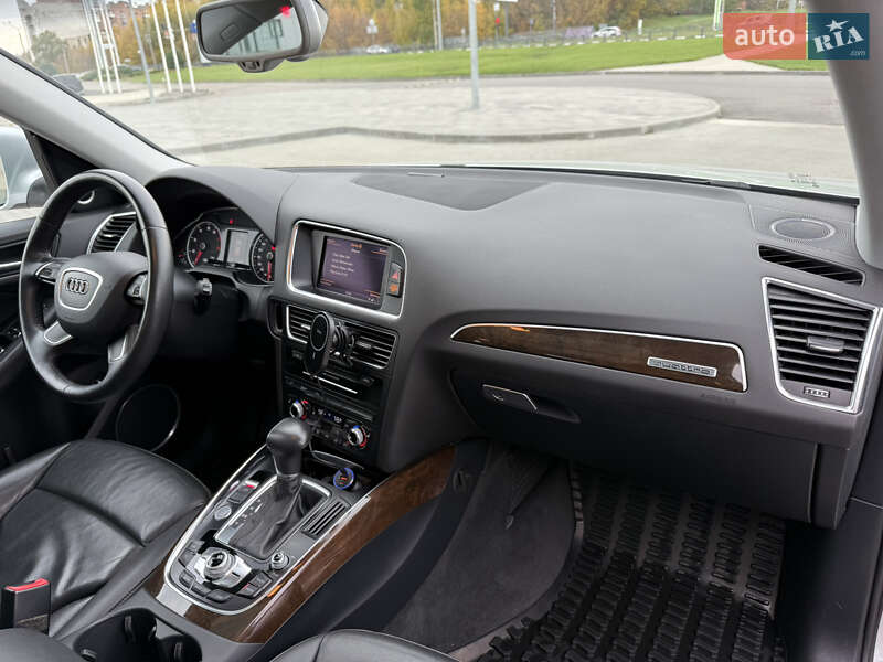 Позашляховик / Кросовер Audi Q5 2012 в Харкові