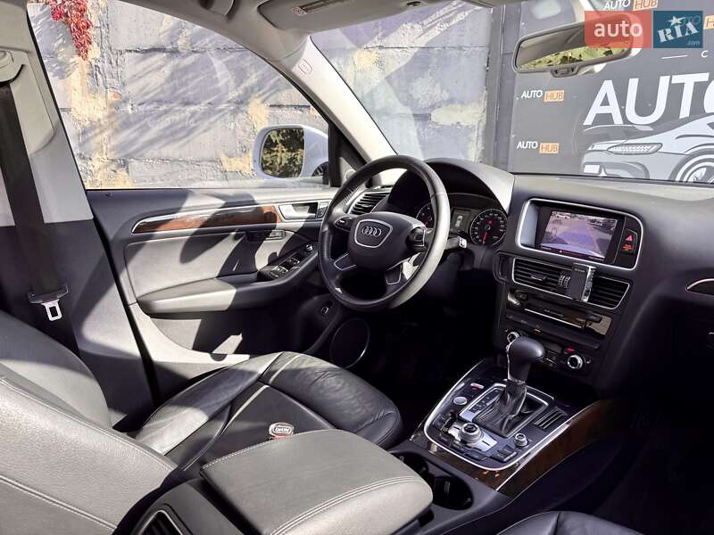 Внедорожник / Кроссовер Audi Q5 2012 в Харькове