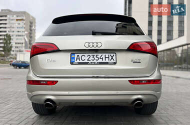 Позашляховик / Кросовер Audi Q5 2016 в 