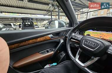 Позашляховик / Кросовер Audi Q5 2017 в 