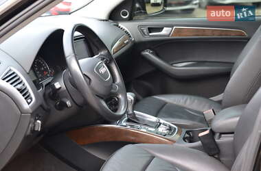 Позашляховик / Кросовер Audi Q5 2016 в  фото 17 Позашляховик / Кросовер Audi Q5 2016 в