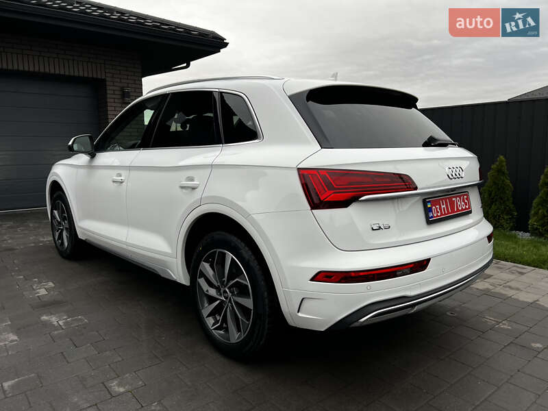 Позашляховик / Кросовер Audi Q5 2021 в Луцьку