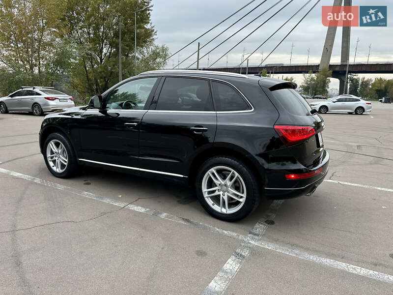 Позашляховик / Кросовер Audi Q5 2015 в Києві
