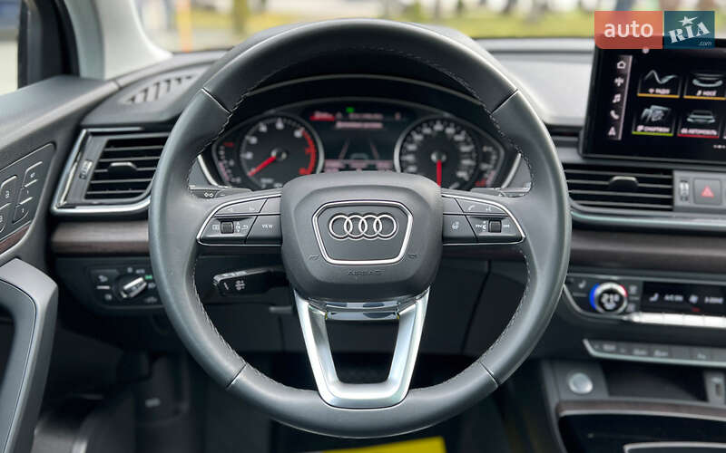 Позашляховик / Кросовер Audi Q5 2020 в Львові