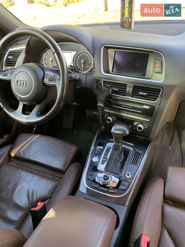 Позашляховик / Кросовер Audi Q5 2014 в Славському