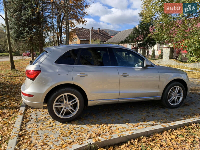 Позашляховик / Кросовер Audi Q5 2014 в Славському
