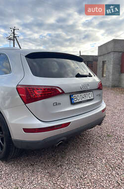 Внедорожник / Кроссовер Audi Q5 2009 в 