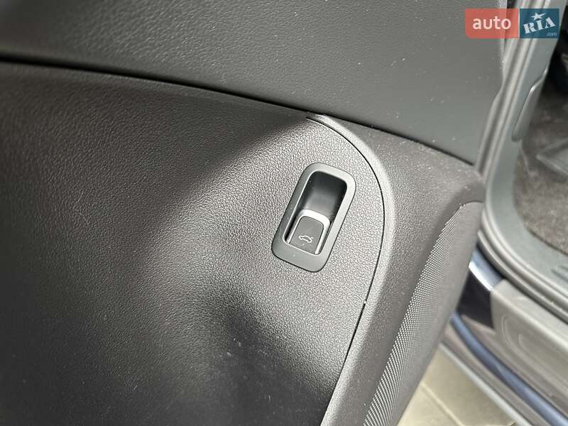 Позашляховик / Кросовер Audi Q5 2015 в Києві фото 18 Позашляховик / Кросовер Audi Q5 2015 в Києві