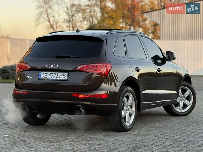 Позашляховик / Кросовер Audi Q5 2011 в Чернівцях