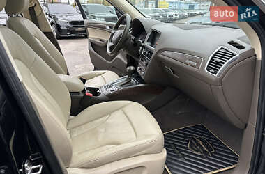 Позашляховик / Кросовер Audi Q5 2014 в 