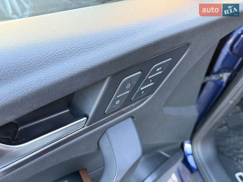 Внедорожник / Кроссовер Audi Q5 2021 в Львове