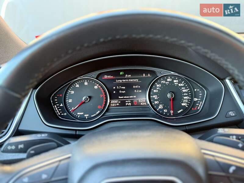 Внедорожник / Кроссовер Audi Q5 2021 в Львове