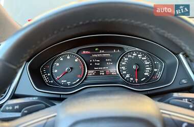 Позашляховик / Кросовер Audi Q5 2021 в 