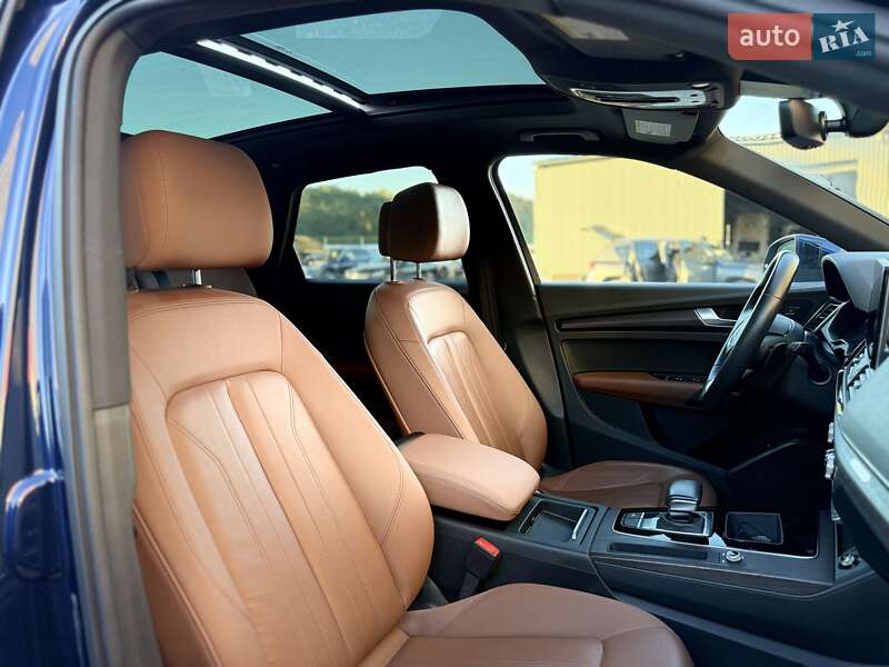 Внедорожник / Кроссовер Audi Q5 2021 в Львове