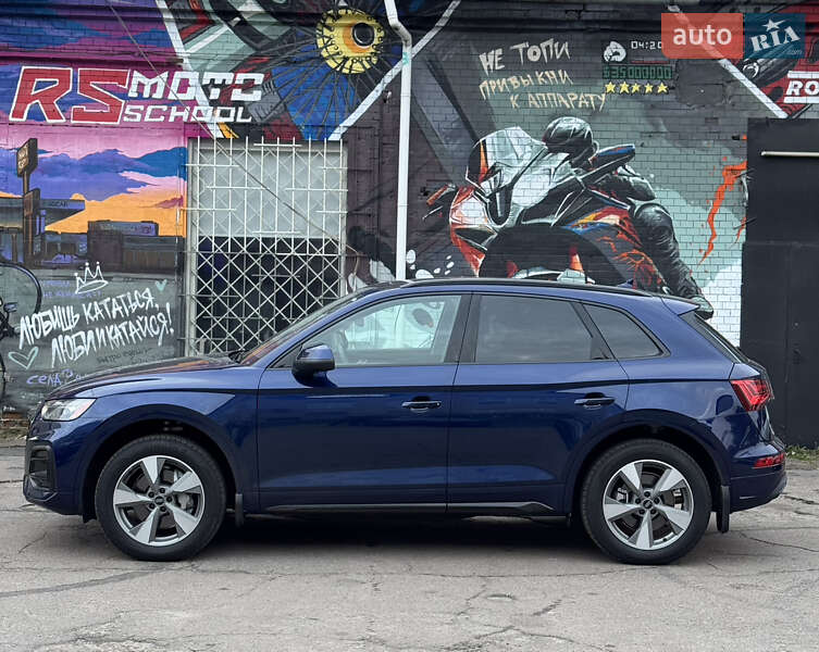 Внедорожник / Кроссовер Audi Q5 2024 в Киеве