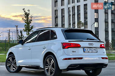 Позашляховик / Кросовер Audi Q5 2019 в  фото 19 Позашляховик / Кросовер Audi Q5 2019 в