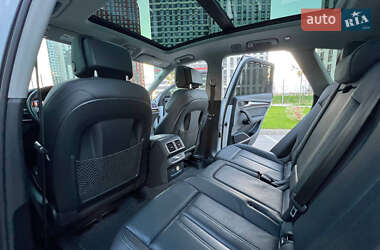 Позашляховик / Кросовер Audi Q5 2019 в  фото 31 Позашляховик / Кросовер Audi Q5 2019 в
