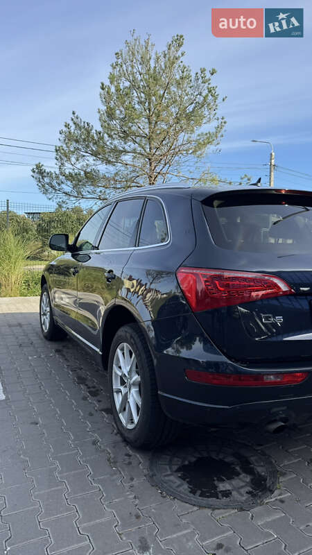 Позашляховик / Кросовер Audi Q5 2012 в Рівному