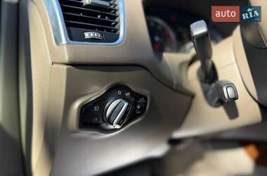 Позашляховик / Кросовер Audi Q5 2015 в  фото 11 Позашляховик / Кросовер Audi Q5 2015 в