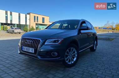 Позашляховик / Кросовер Audi Q5 2016 в 